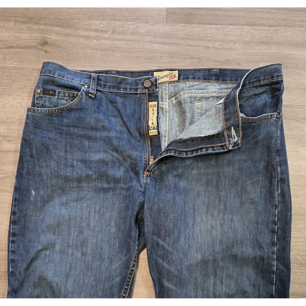 Wrangler 20X Style 01 Competition Mens 40x32 (42x32) Relaxed Fit Bootcut Jeans